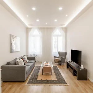 Exclusive Csengery In The Heart Of , Budapest Hungary