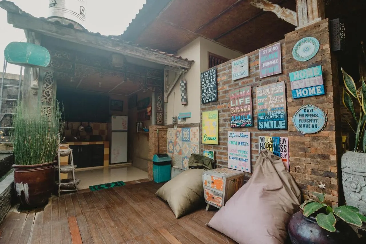 דירות דנפסאר Samblung Mas House בית אירוח